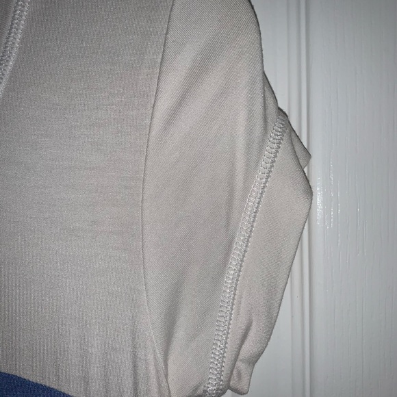 BCBG Color-block T-Shirt Dress Size Small - Picture 4 of 7